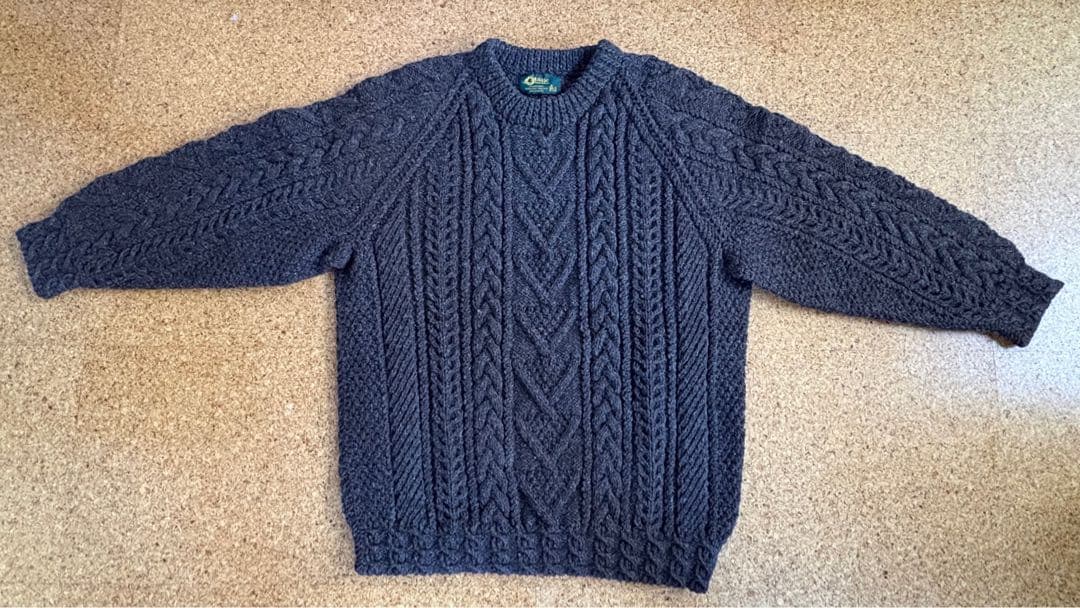 O’Mailleオモーリャ　ハンドニット アランセーター　1995年購入 O'Maille】Made in Ireland v-neck Aran sweater（オモーリャ