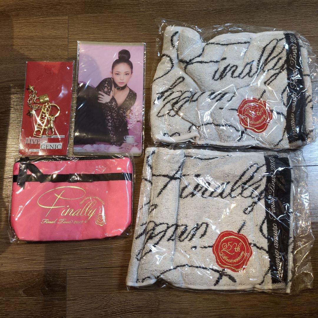 【期間限定値下げ】安室奈美恵 25周年記念タオルセット 期間限定値下げ】安室奈美恵 25周年記念タオルセット 期間限定値下げ