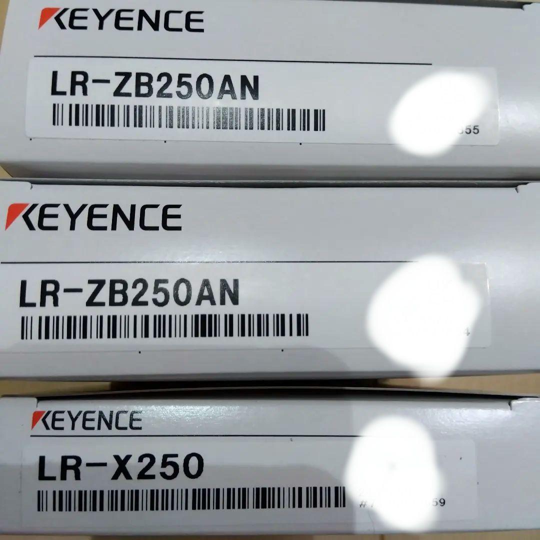 KEYENCE　LR-ZB250AN LR-X250 Tipo de cable reflectivo cuadrado 250 mm - LR-ZB250AN | KEYENCE México