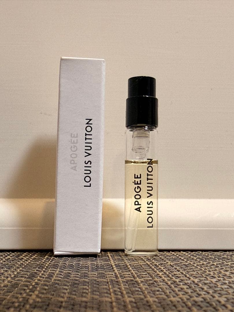 ルイヴィトン 香水 APOGEE アポジェ 2ml - メルカリ