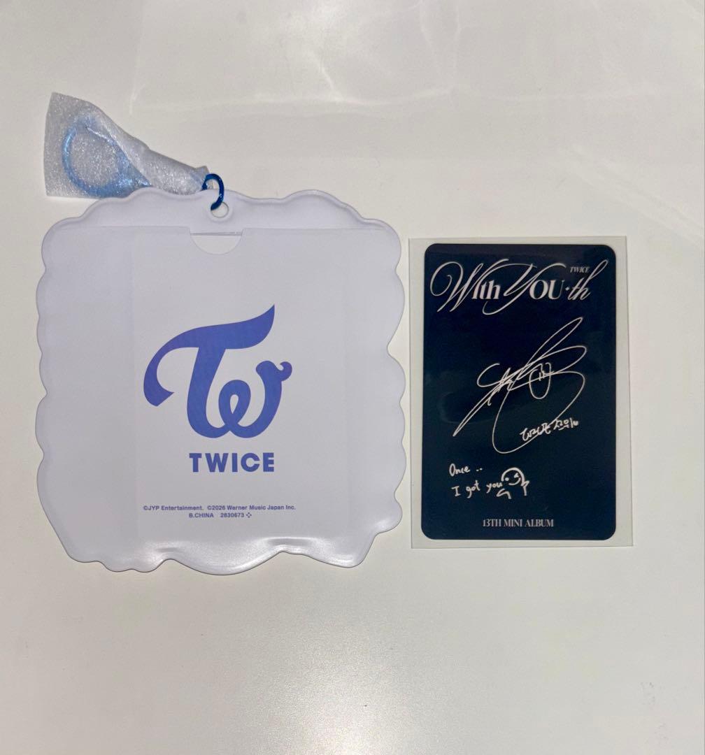 TWICE ツウィ カードホルダー With you-th トレカ セット - メルカリ