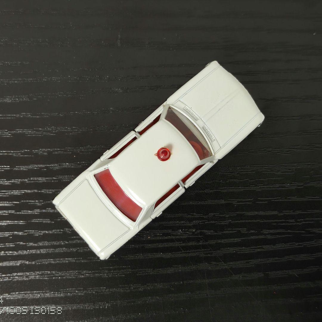 TOMICA トミカ クラウンパトカー 1Aホイール - メルカリ