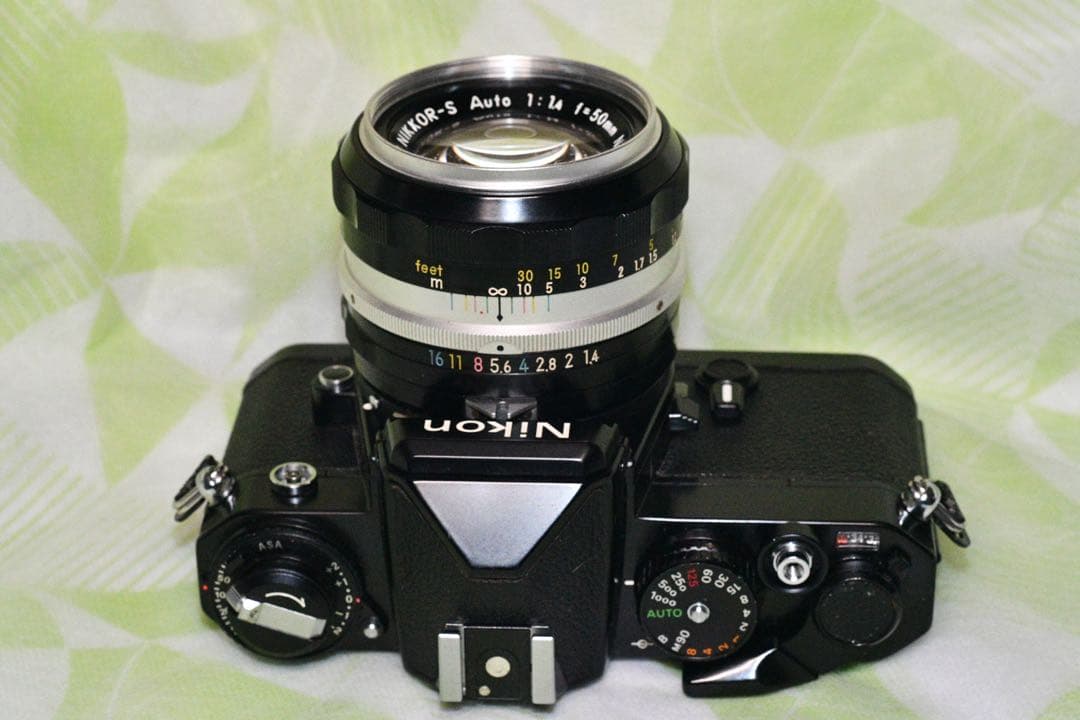 《美品・動作品》 Nikon FE + 標準レンズ付きフィルムカメラ　a0344