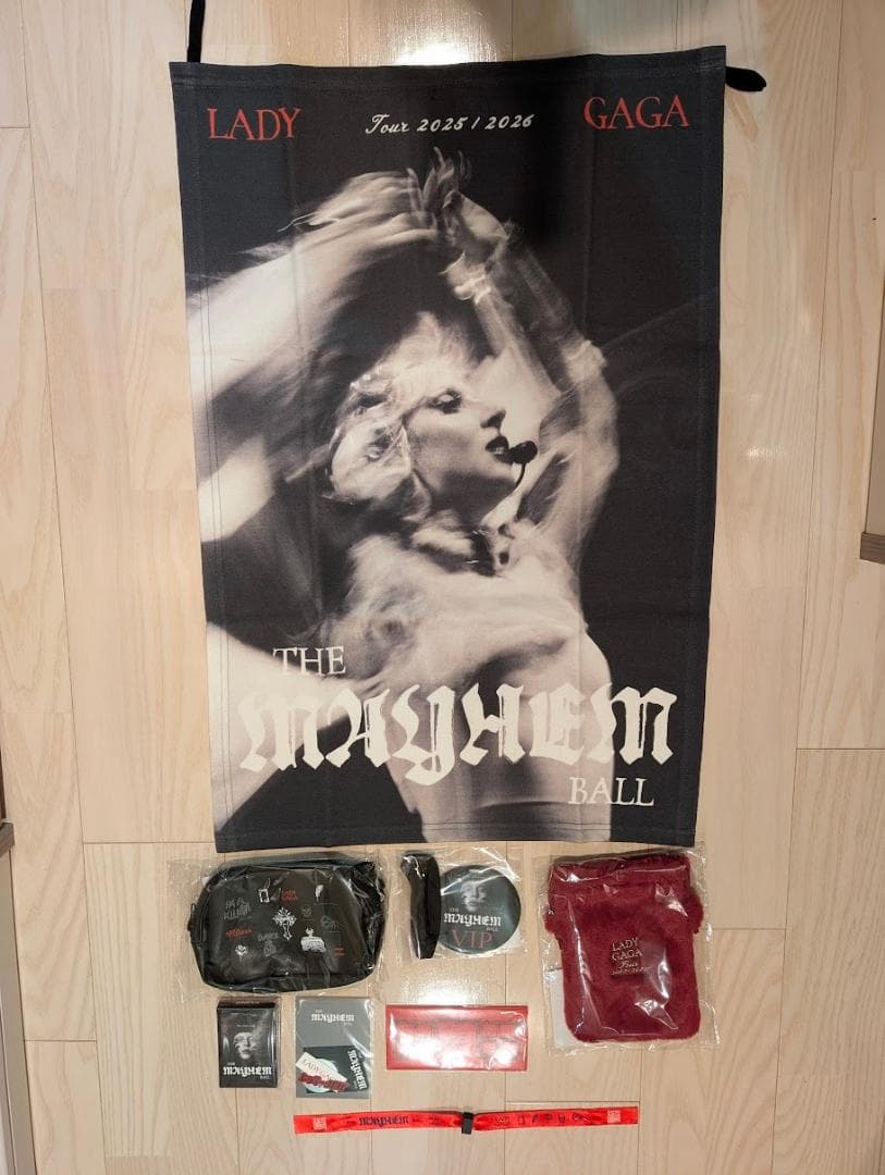 新品】Lady Gaga VIP GOLD MERCH 2026レディガガ - メルカリ