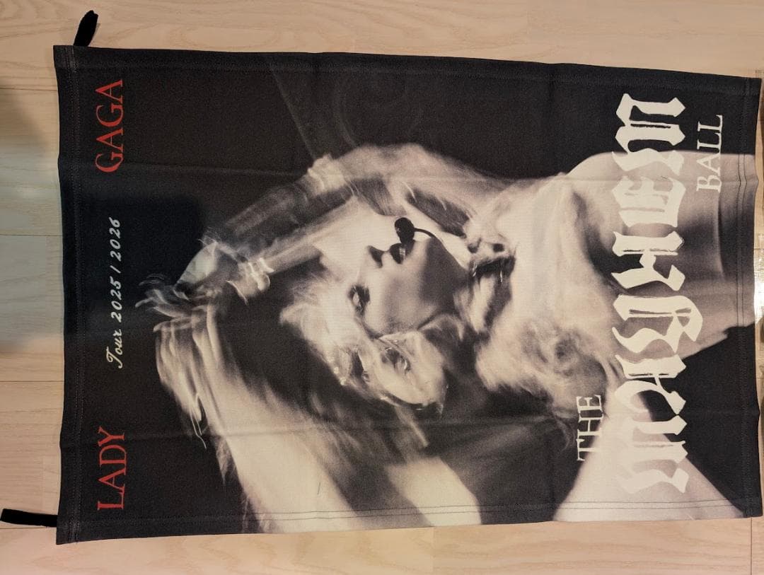 新品】Lady Gaga VIP GOLD MERCH 2026レディガガ - メルカリ