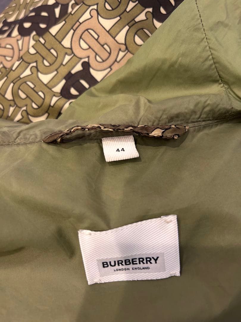 Burberry カモフラージュ ナイロンジャケット