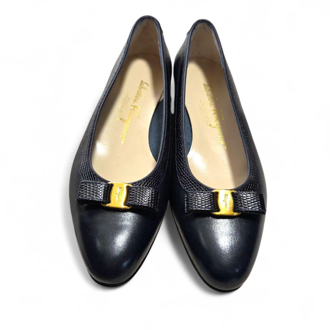 Salvatore Ferragamo フェラガモ パンプス 24cm - メルカリ