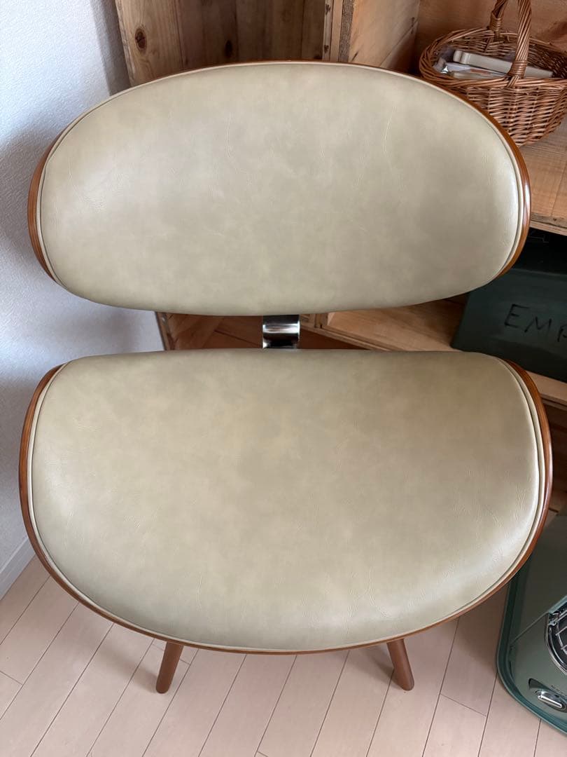 イームズ ダイニングチェア リプロダクト クリーム