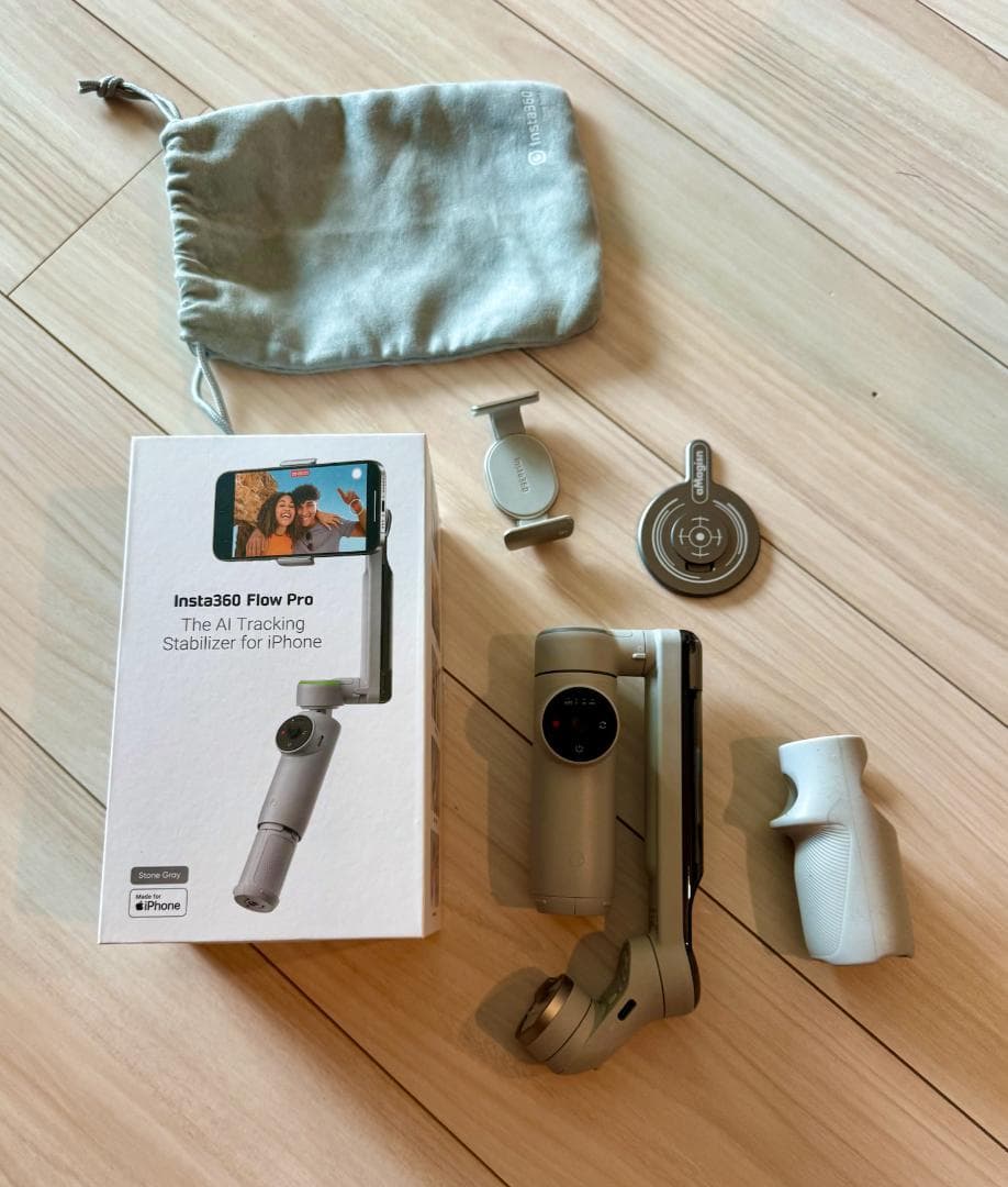 Insta360 Flow Pro - スマートフォン用AI搭載ジンバル Amazon.co.jp: Insta360 Flow Pro - スマートフォン用AI搭載ジンバル