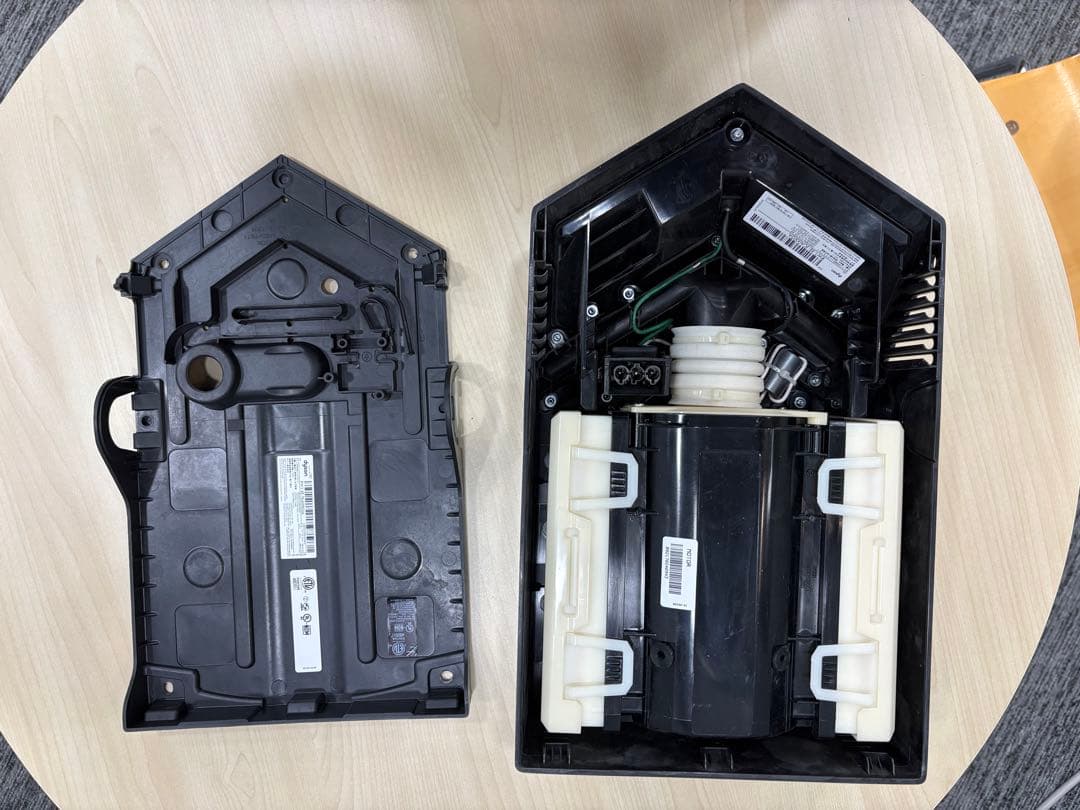 Dyson RW1-XE-TKA0903A 本体