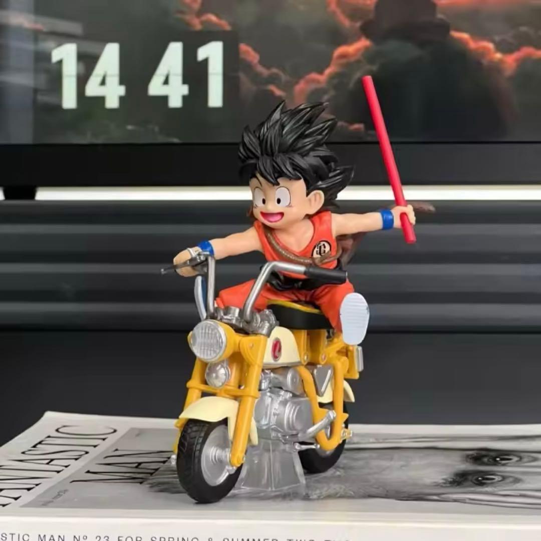 ドラゴンボール』孫悟空＆亀仙人 モンキーMiniバイク フィギュア 2体