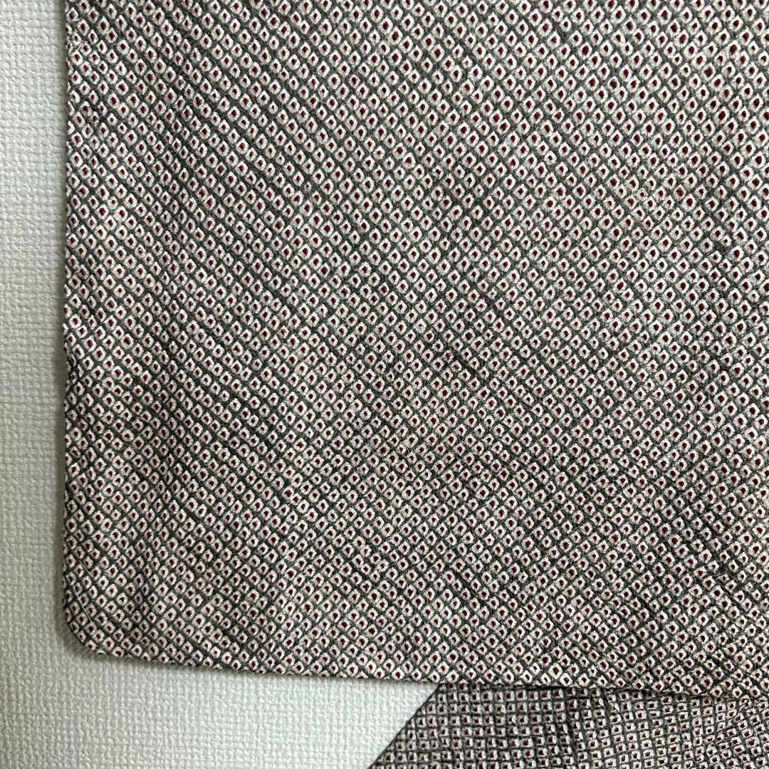 未使用品　カワイイ　総絞りの小紋　着物スキ倶楽部　４８０