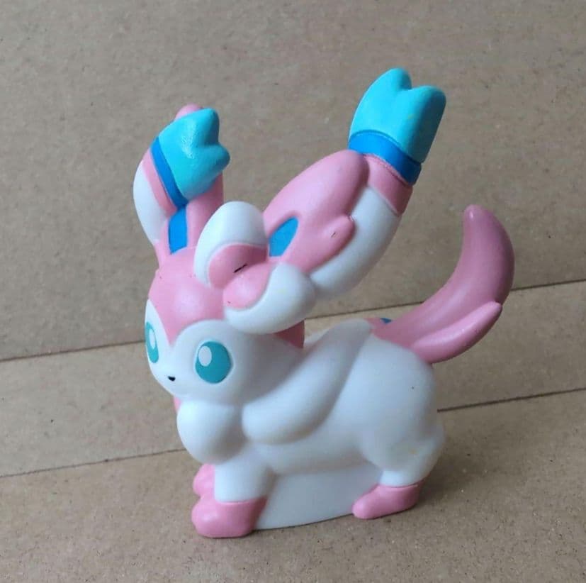 ポケモン ポケモンキッズ ニンフィア フィギュア 指人形 【送料込み