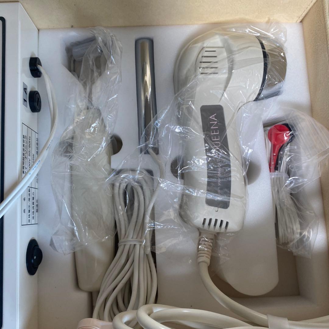 QUEENA SONIC 美顔器 セットの通販｜thasniri.com