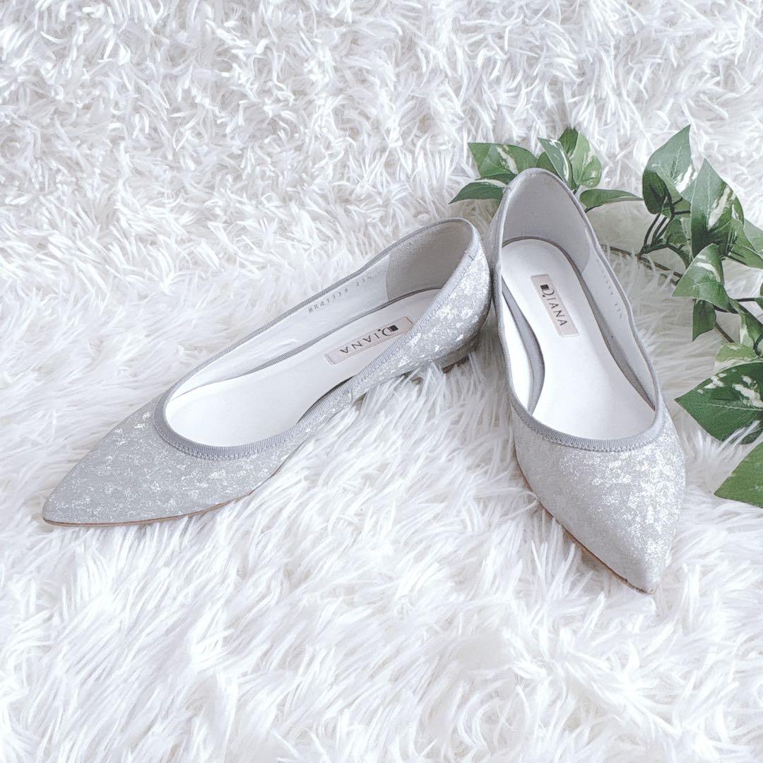 DIANA ポインテッドトゥ フラット パンプス シルバー - メルカリ