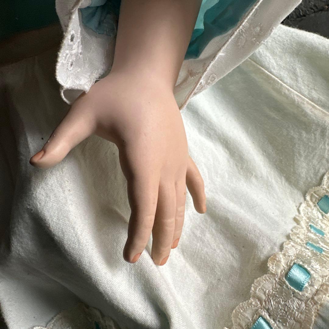 瞬間的お値下げ‼️ビスクドールHILARY OIANNA EFFNER1987