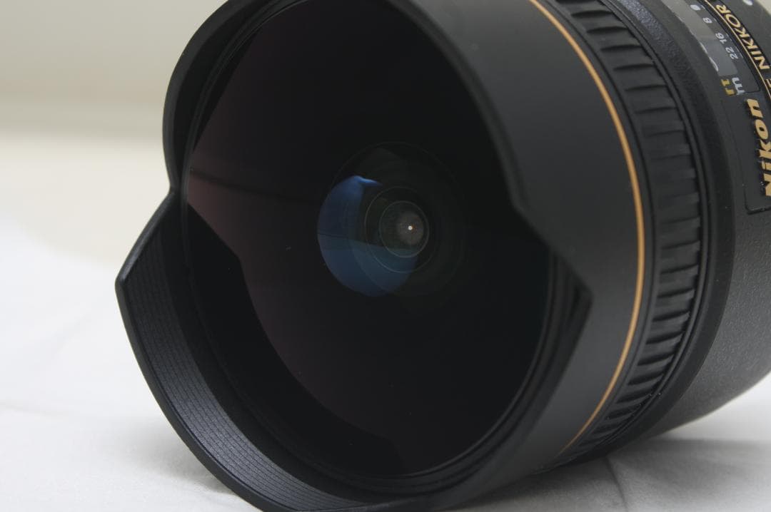 ニコン AF-S DX Fisheye 10.5mm F2.8 G ED