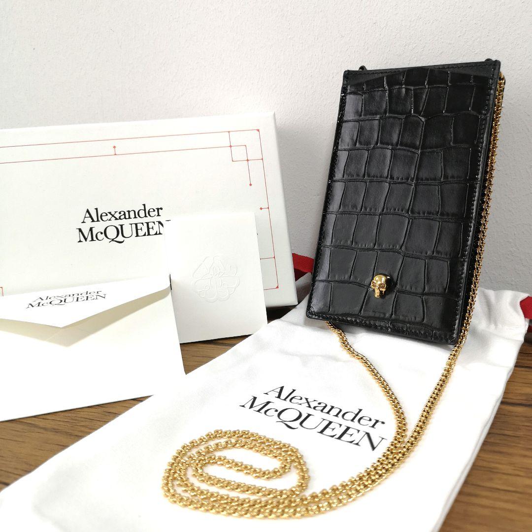 美品 アレキサンダーマックイーン スカル フォンケース オン チェーン