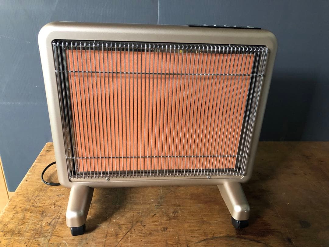 遠赤外線パネルヒーター サンルミエ・エクセラ7（中古品） 楽天市場】【中古】サンルミエ・エクセラ7｜遠赤外線パネルヒーター