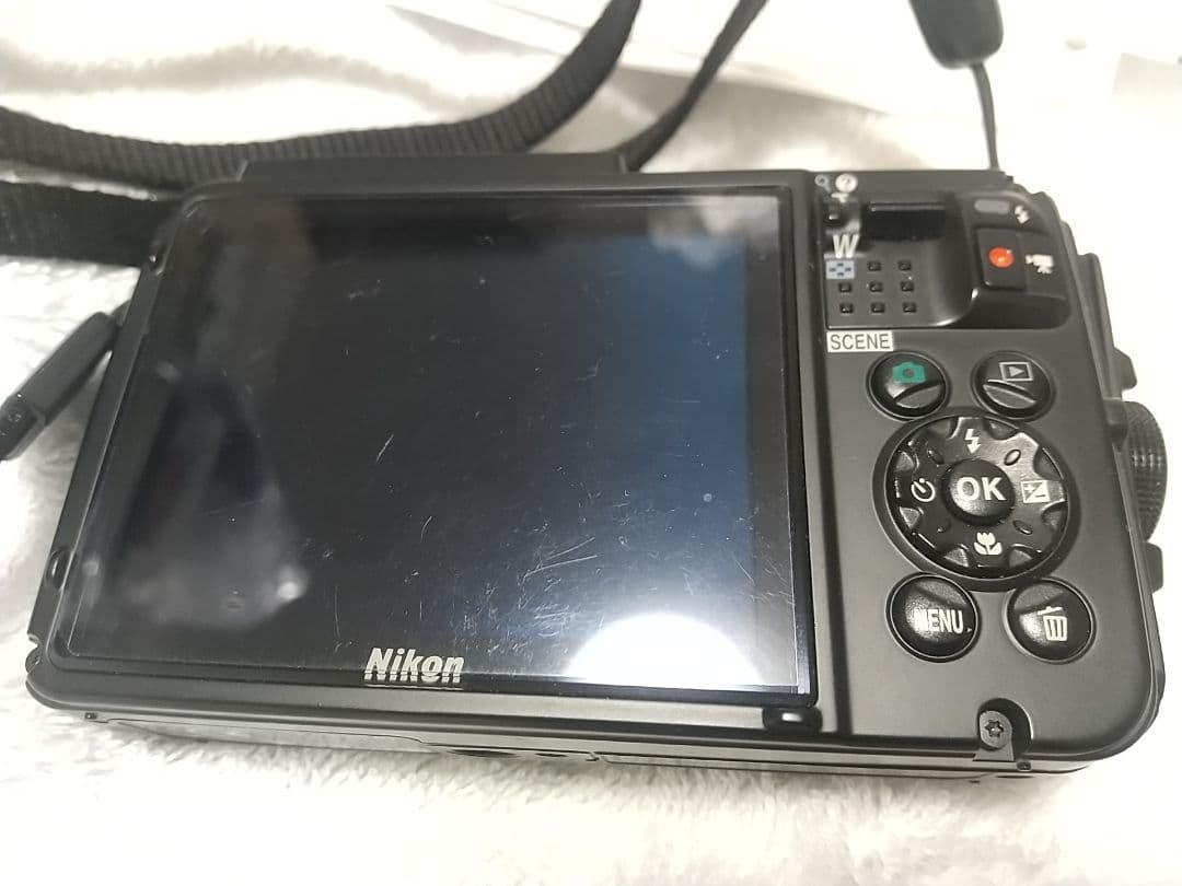 Nikon COOLPIX AW130 防水カメラ 稼働1台と不動1台の計2台 - メルカリ
