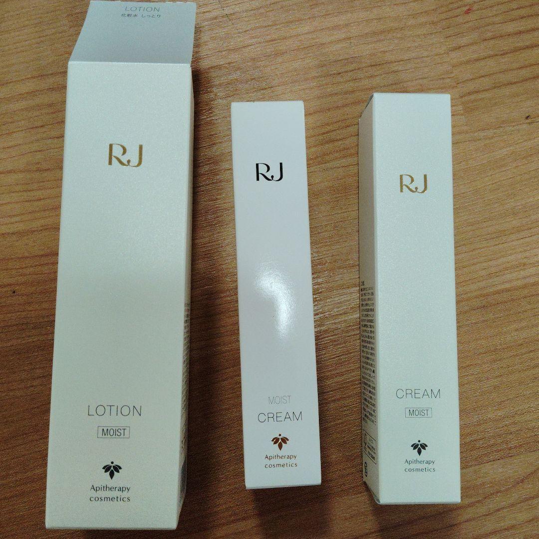 RJローション S c しっとり 120mL RJローションSしっとり (化粧水)｜化粧品の通販 山田養蜂場【公式】