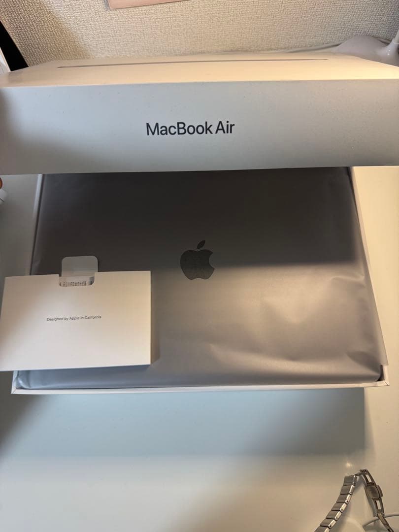 MacBook Air 2020 i5 8GB 512GB充放電145回・美品 Amazon.com: Apple 2020 Macbook Air with Intel Core i5, 13.3-inch