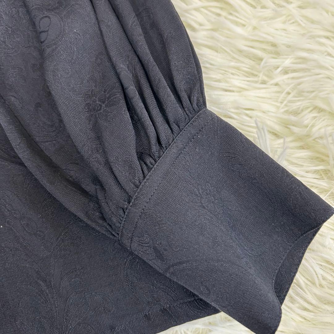 Christian Dior】 CD シルク100% バックボタン ブラウス - メルカリ