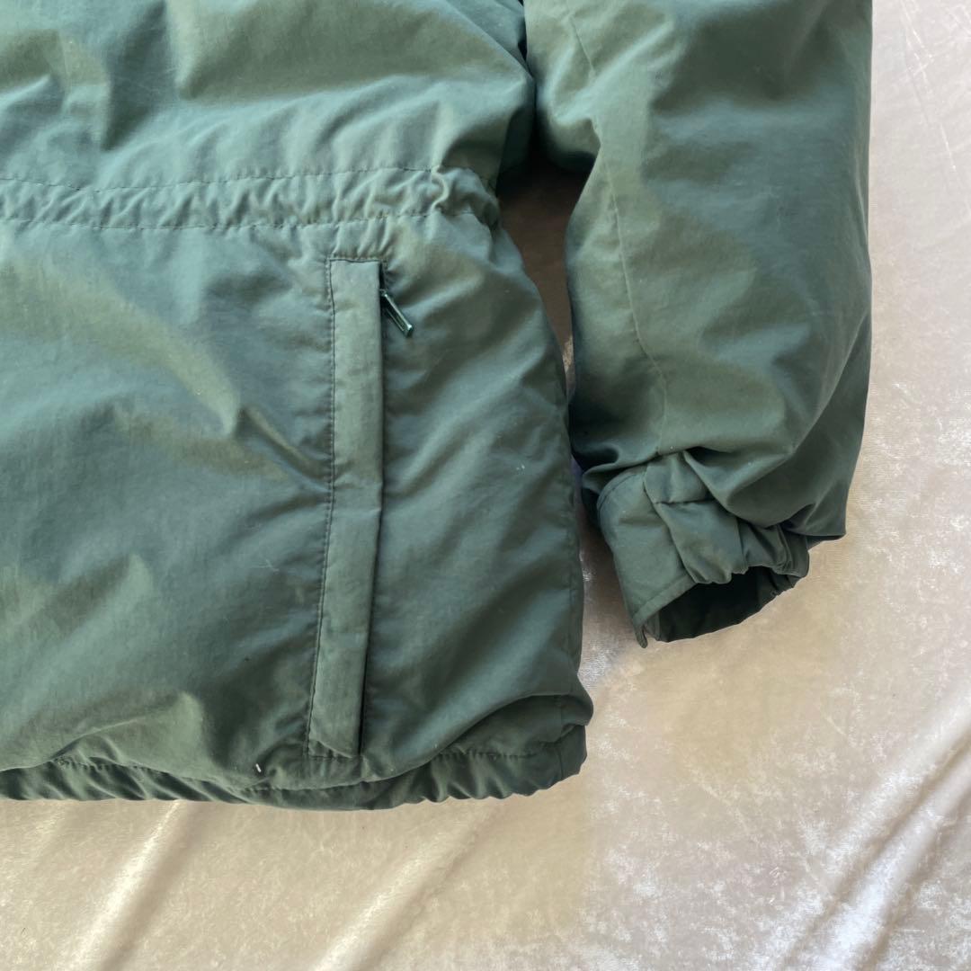 希少 モンベル ダウン M ダークグリーン ダウンジャケット フード付き ロゴ