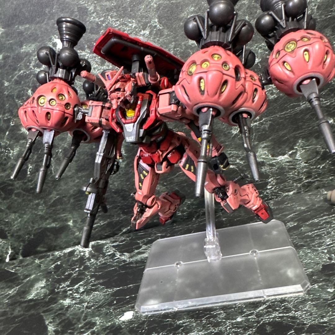 ジークアクス HG 赤いガンダム ビット6個装備 塗装完成品 ガンプラ