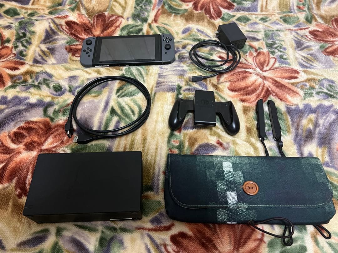 Nintendo Switch 本体セット ポーチ付き 株式会社 HORI | スリムハードポーチ プラス for Nintendo Switch ブラック