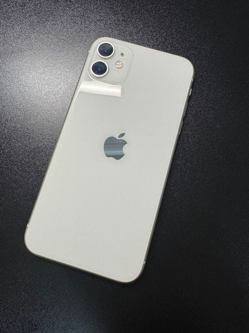 Apple iPhone 11 128GB simロック解除済み - メルカリ