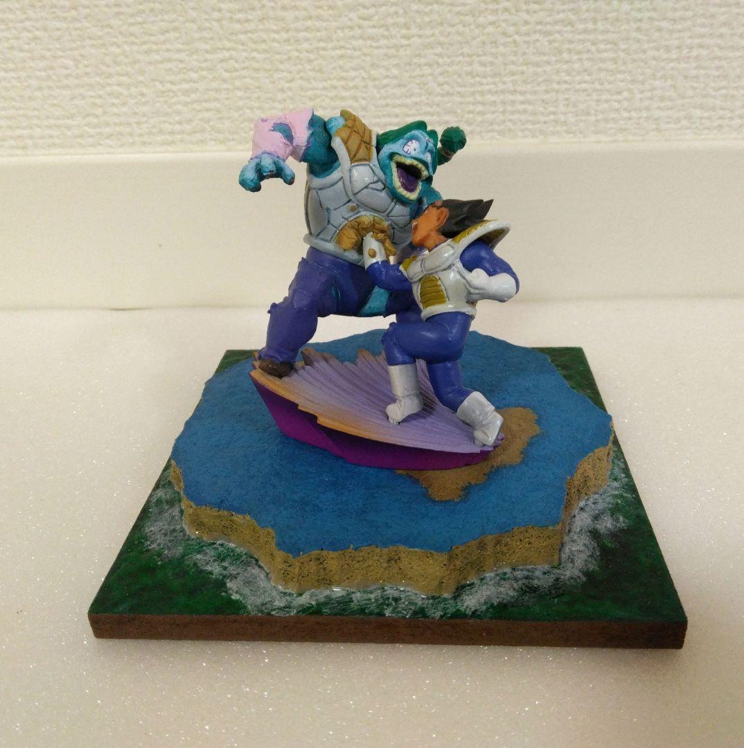 小型ジオラマ台座、海に浮かぶ青い草の島、r08.01.30A - メルカリ