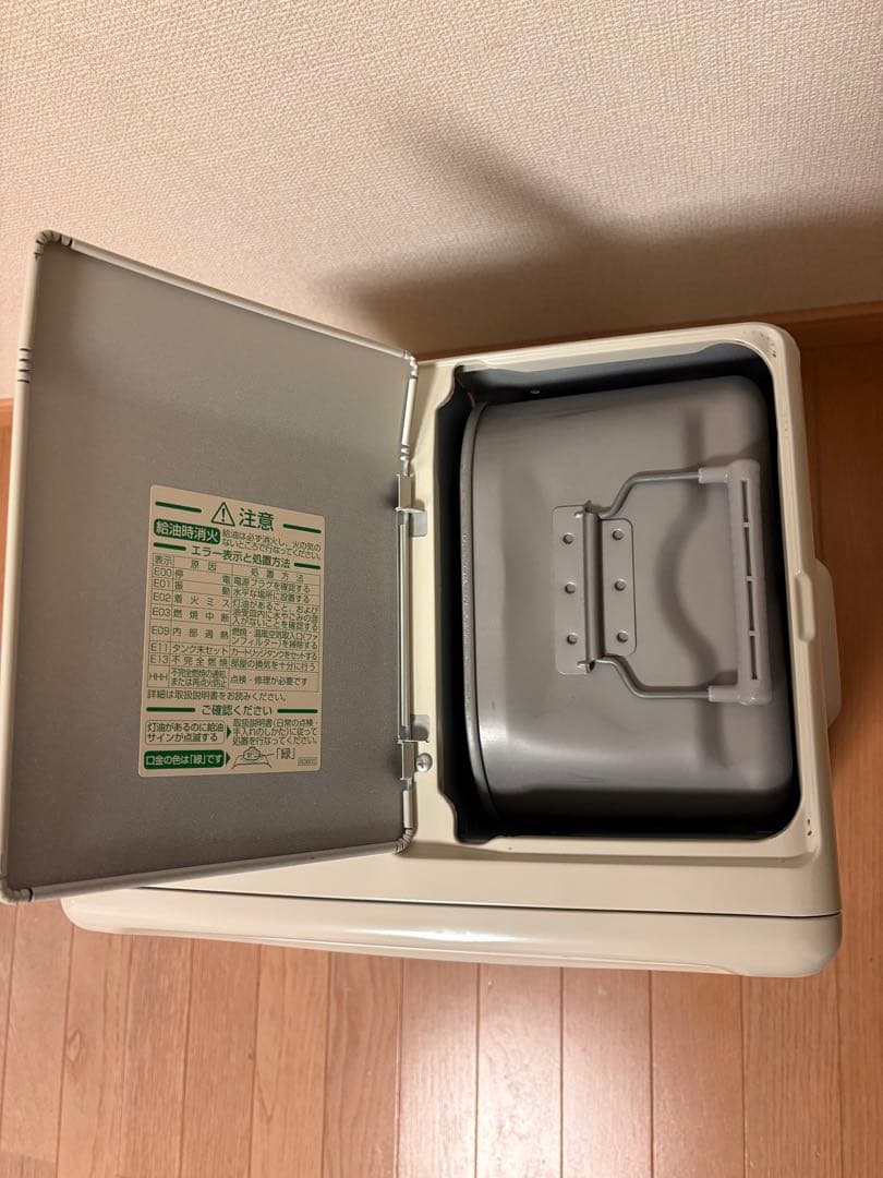 ★美品★9.0L■ダイニチ石油 ブルーヒーターFW-3617L■2017年製