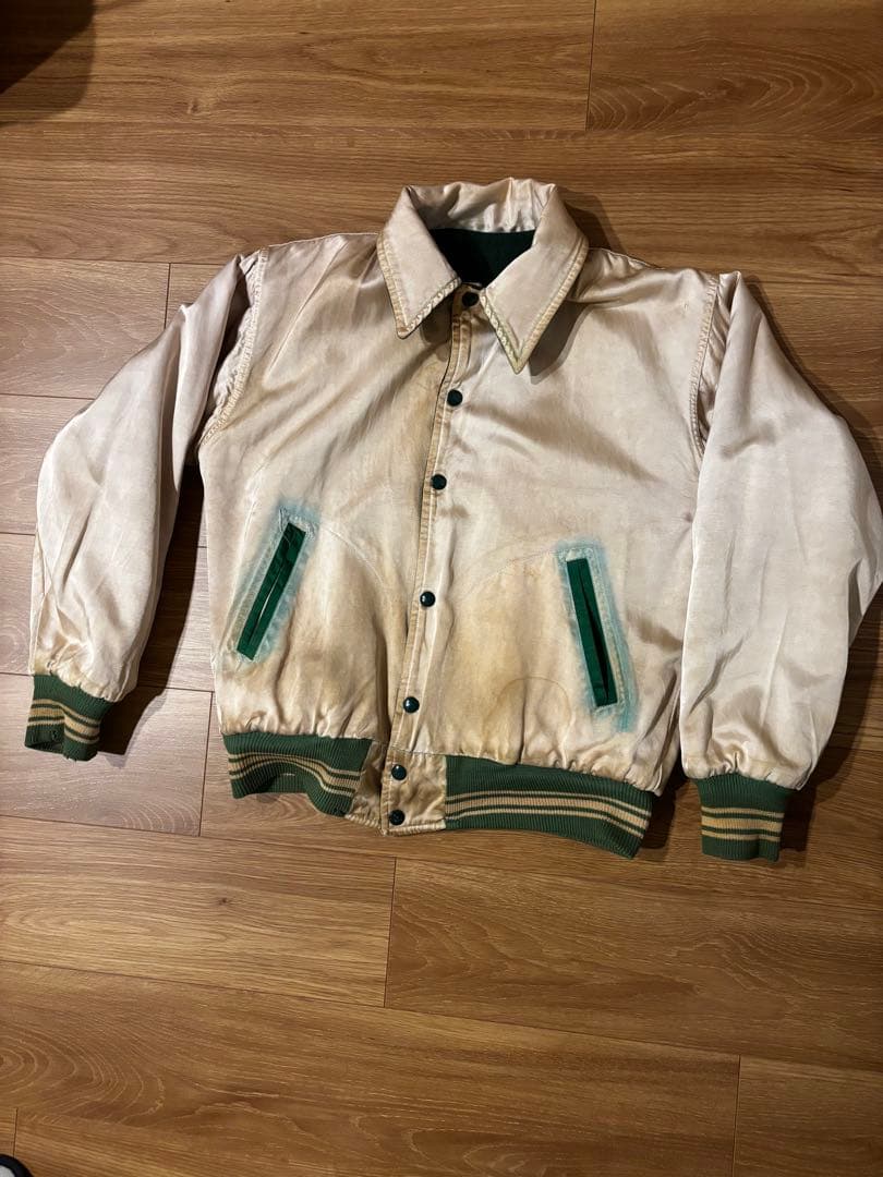 ビンテージ スタジャン リバーシブル チェーンステッチ ウール サテン