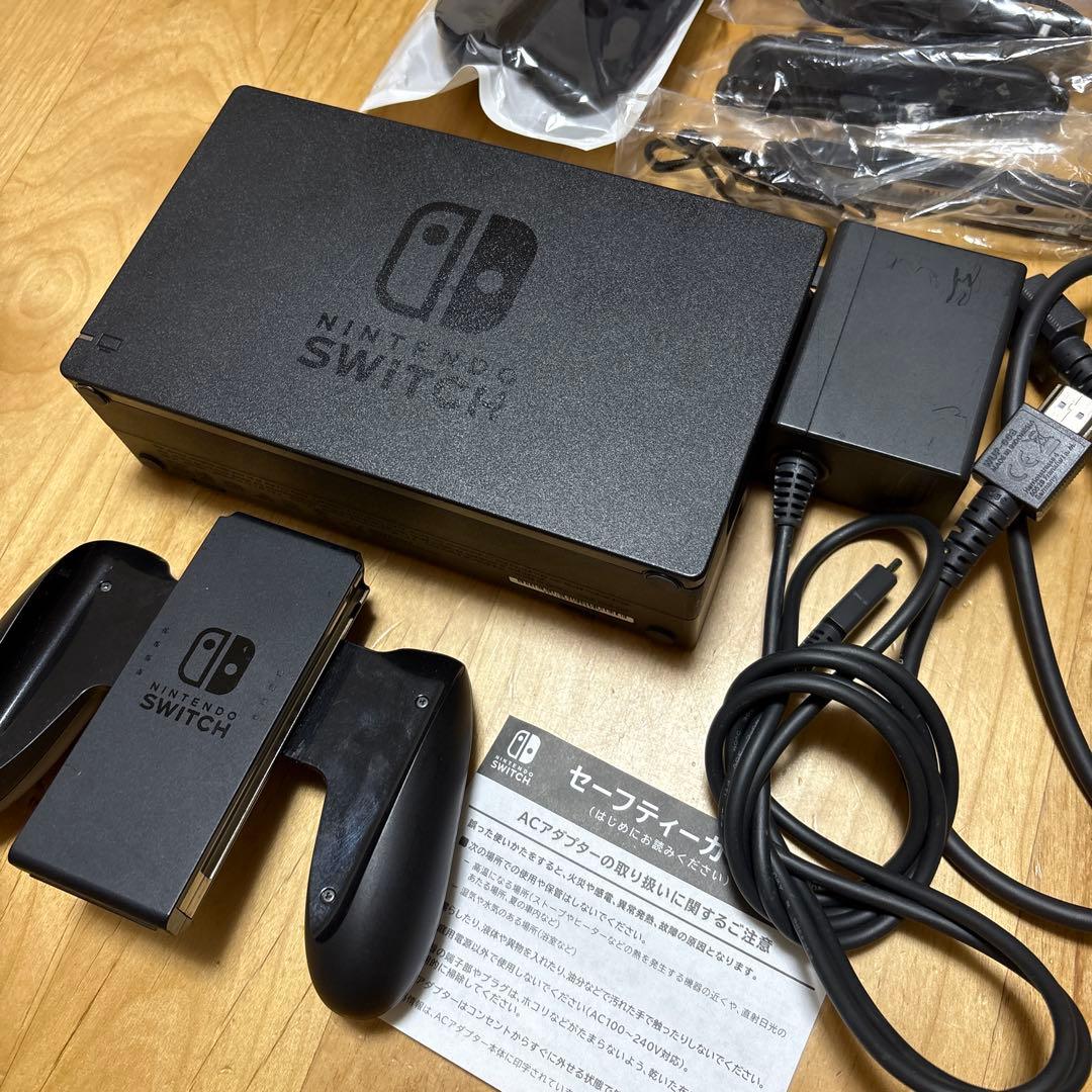 ✨スピード発送✨】NintendoSwitch 本体 ジョイコン 付属品完備 - メルカリ