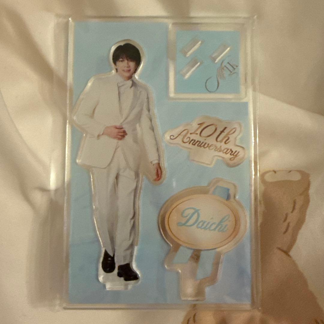 M!LK 塩﨑太智 変幻自在アクリルスタンド 変幻自在アクリルスタンド(塩﨑太智) | M!LK | VICTOR ONLINE STORE