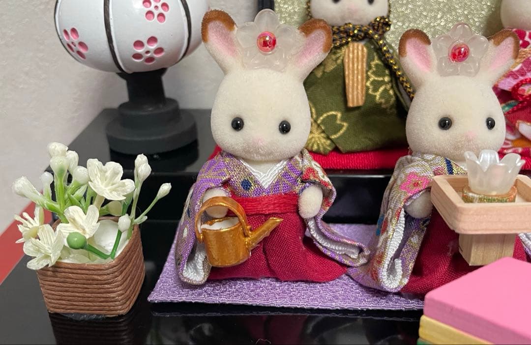 雛人形 シルバニア赤ちゃん ケース入り 二段飾り 三人官女 - メルカリ