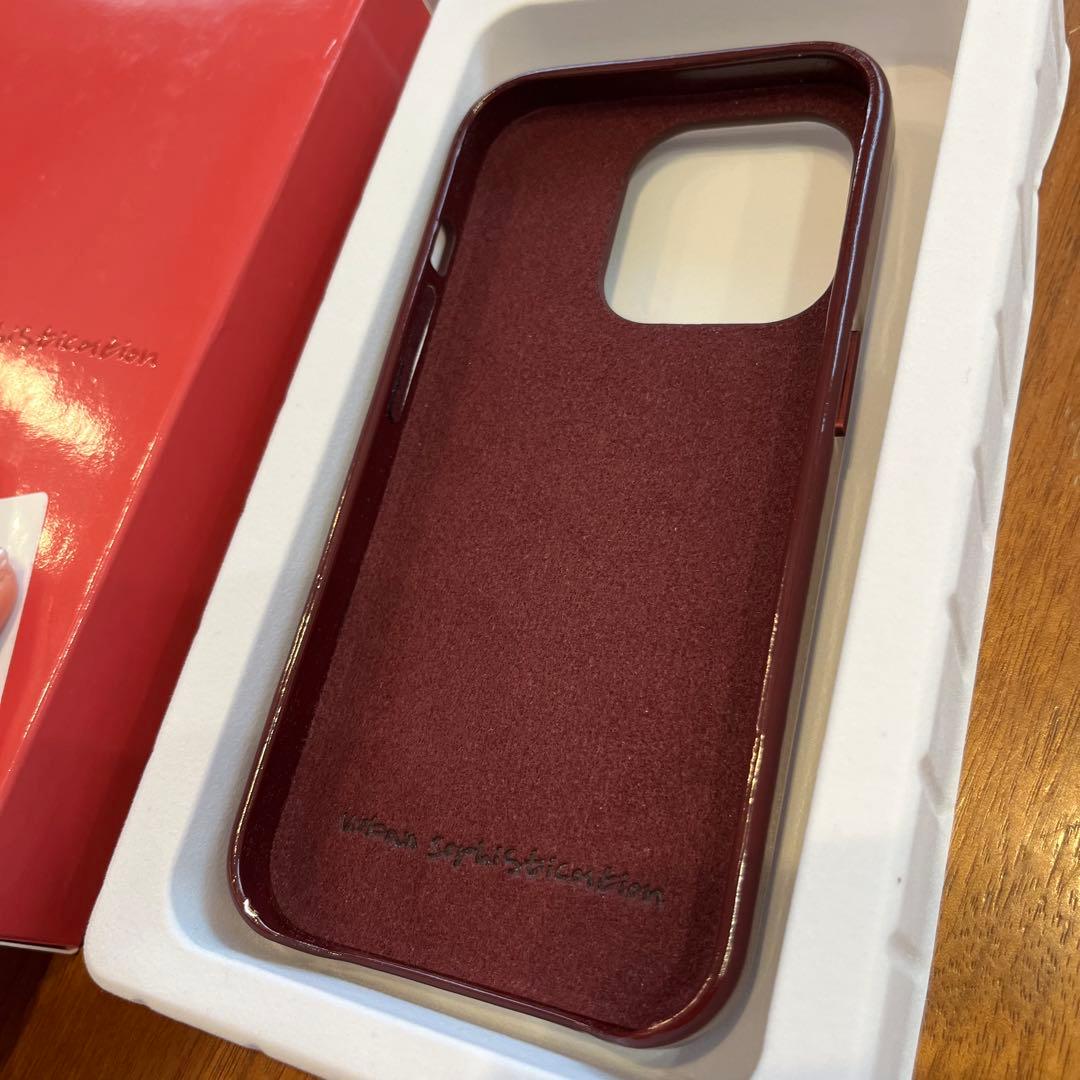 urban sophistication】iPhone15Proダークチェリー - メルカリ