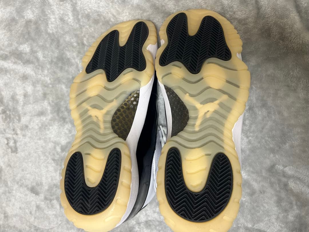 シューズ(男性用) Nike Air Jordan 11 Retro \"Gratitude\"