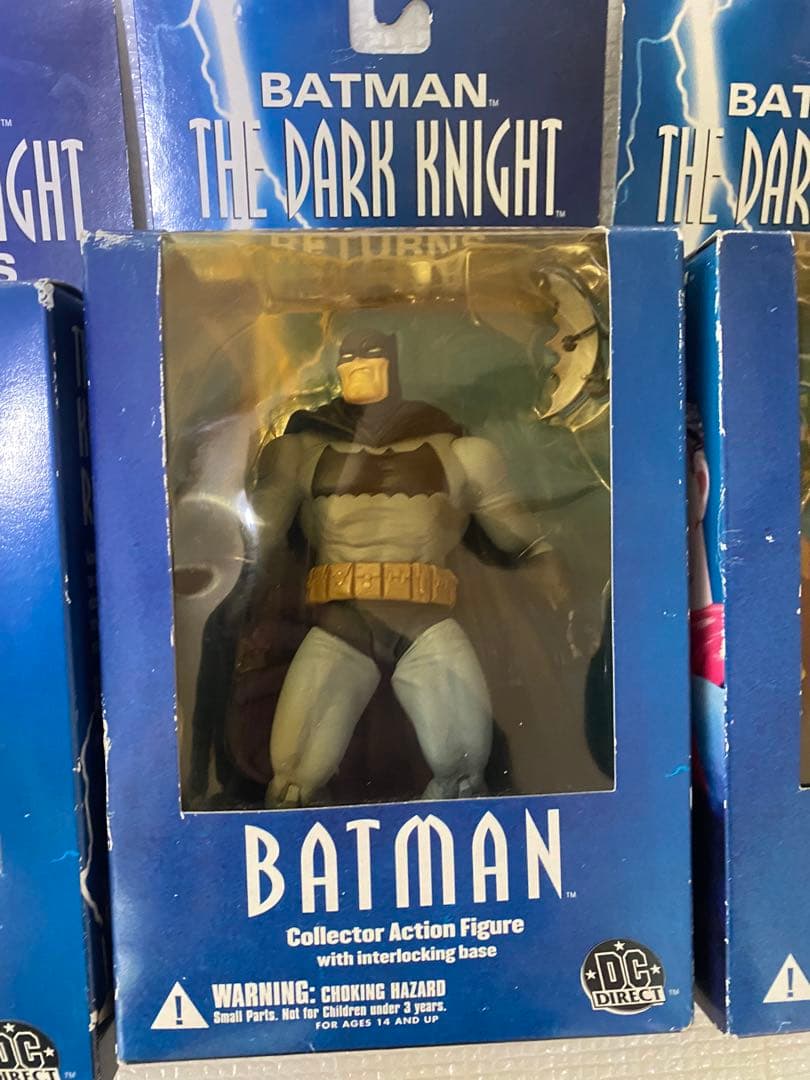 dc ダイレクト ダークナイトリターンズ 未開封 まとめ売り - メルカリ