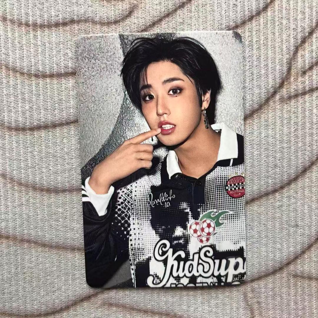 Straykids KARMA B&N US限定 特典 ハン トレカ - メルカリ