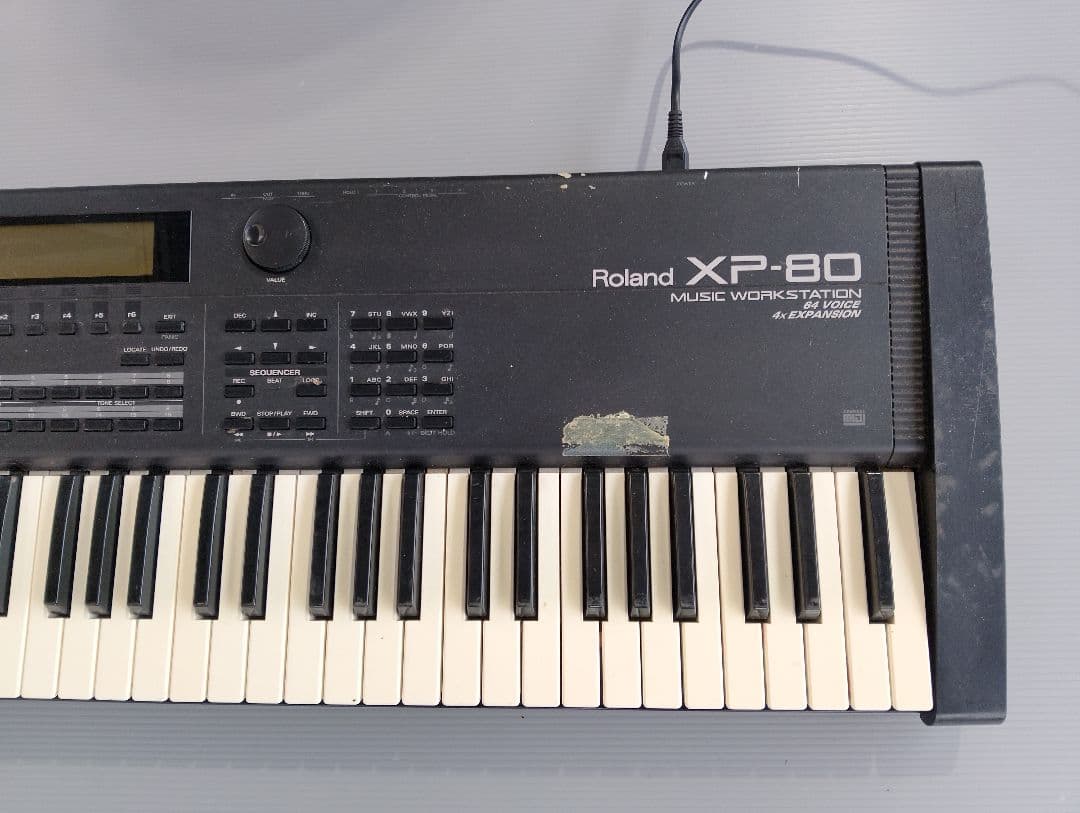 Roland XP-80 シンセサイザー ローランド キーボード(あ86)