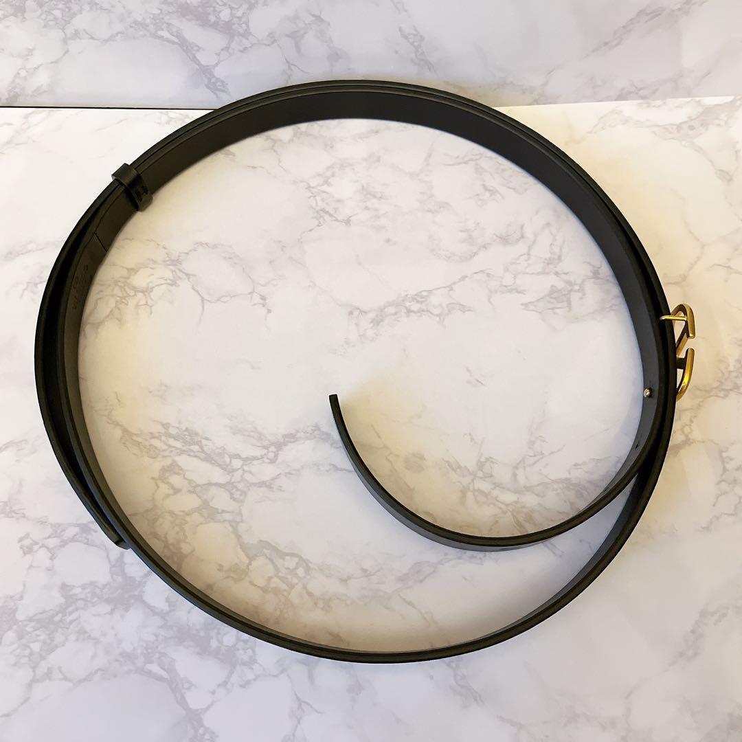 ヴァレンティノ ベルト　《 VALENTINOGARAVANI 》ユニセックス