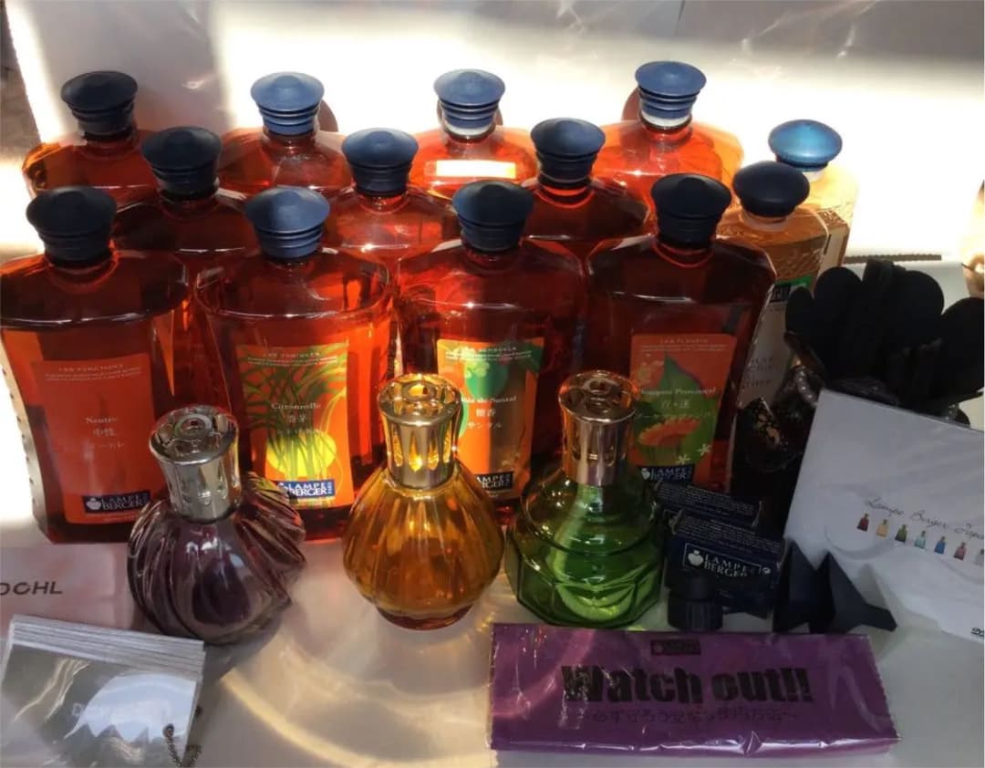 ランプベルジェお得セット13本＋ランプ３＋ケース＋替え芯＋ロート 安心のランプベルジェ 公認特約店】選べる3本セット[ 1L×3本 ]（ランプ