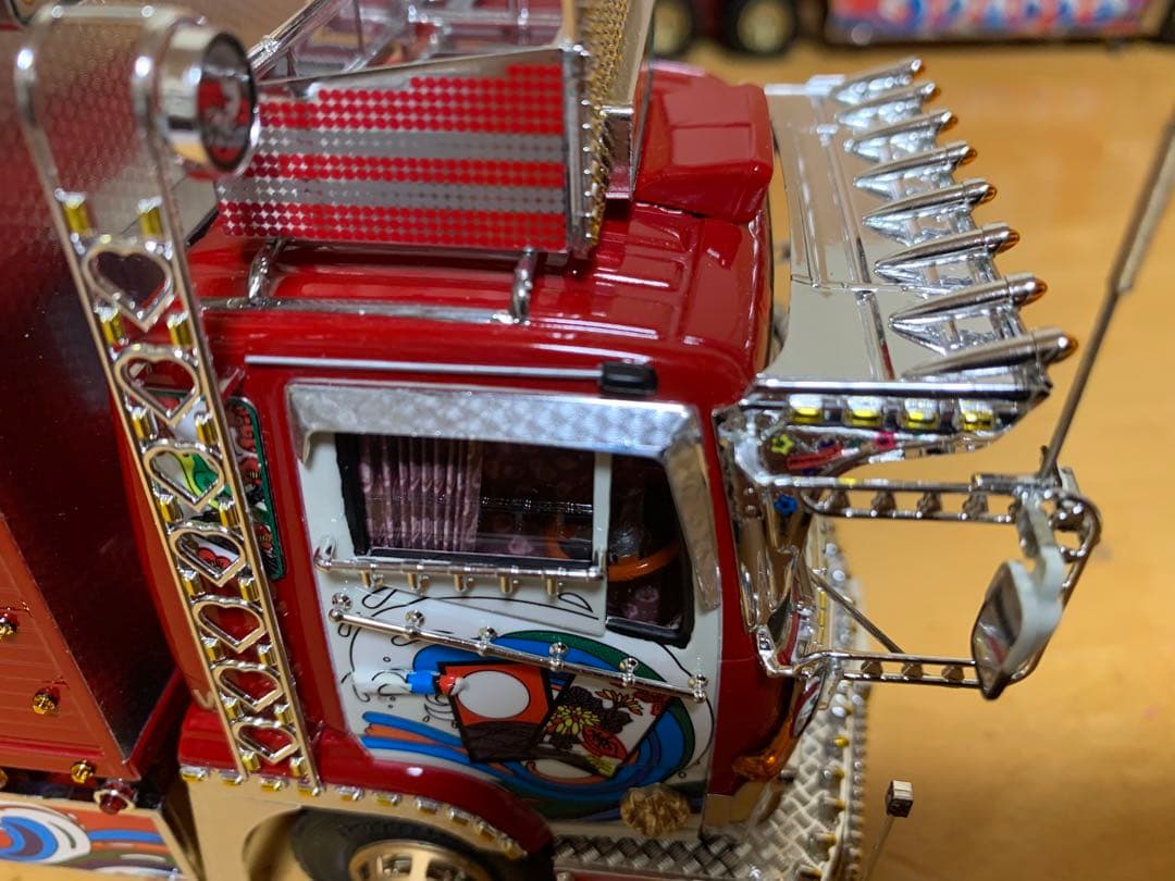 デコトラプラモデル ミスターX デコトラの鷲 - メルカリ