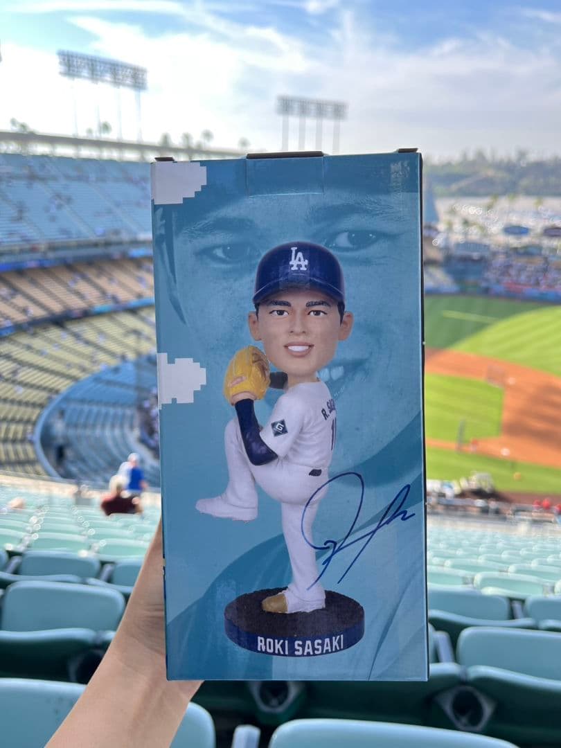 8/4ドジャースタジアム 先着限定配布 佐々木朗希 ボブルヘッド