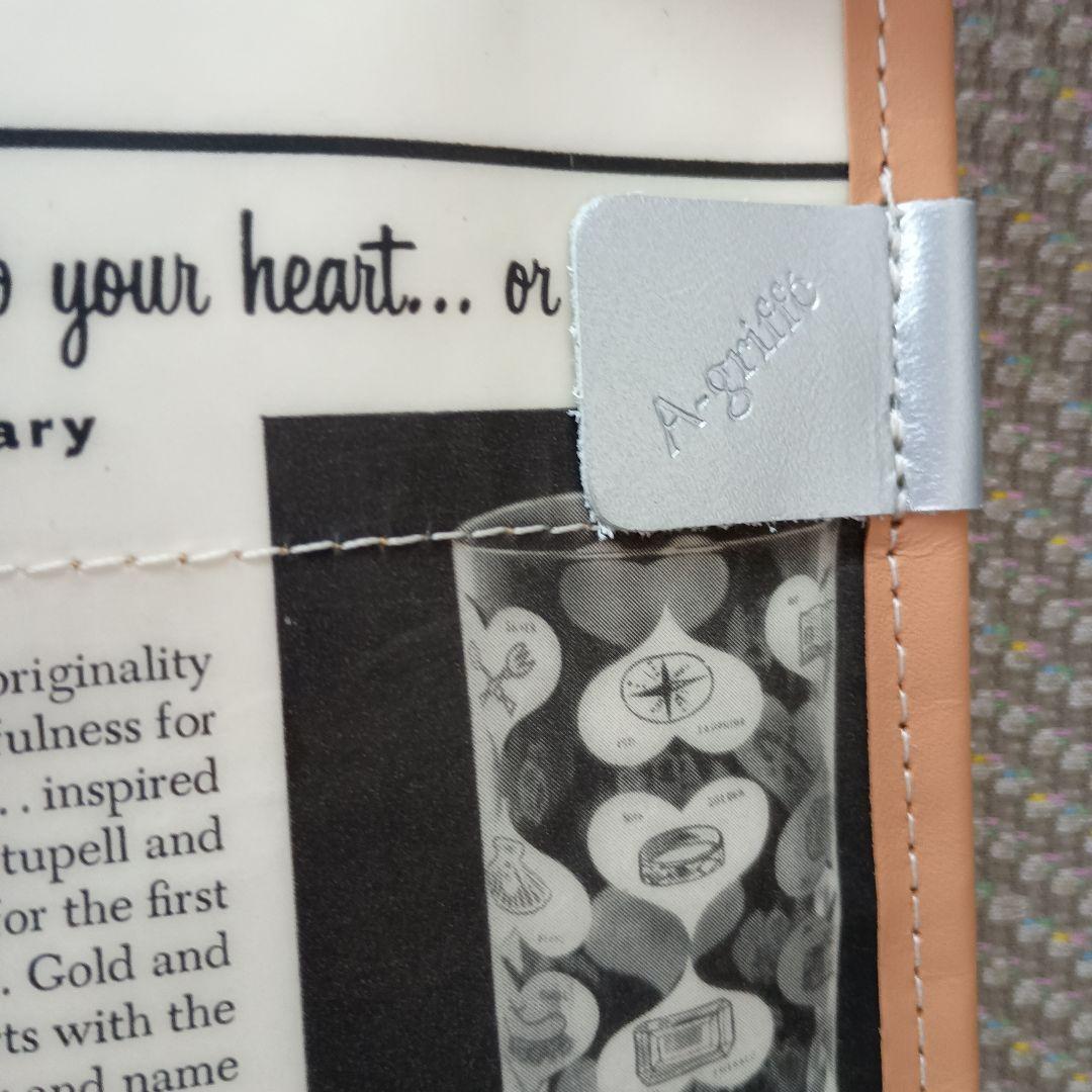 新品 A-griffe バッグ アグリ東京 世界にひとつ 英字新聞