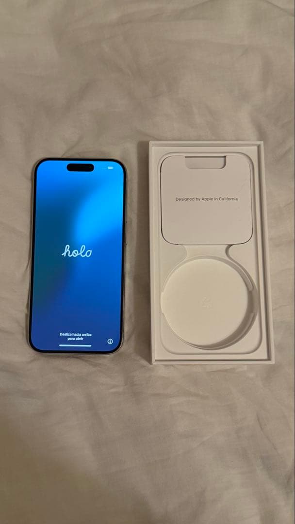 iPhone 15 Pro ホワイトチタニウム 128GB 本体 おまけつき - メルカリ