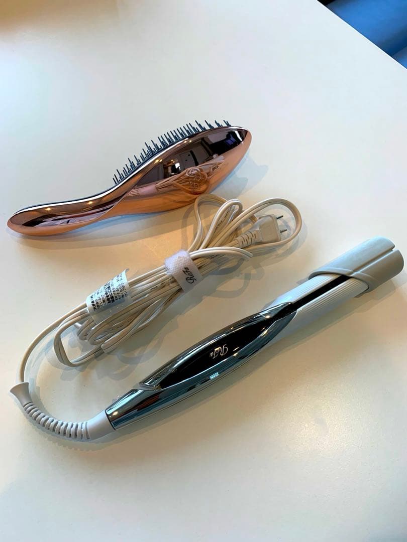 ReFa（リファ） ビューテックストレートアイロンとリファエールブラシ