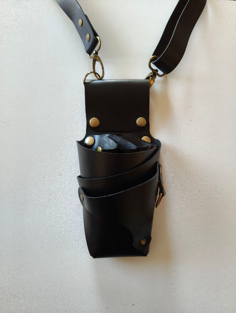 シザーケース　本革　4丁 黒 シザーケース本革4丁用 -swell- |シザーケース専門店｜美容師向け本革